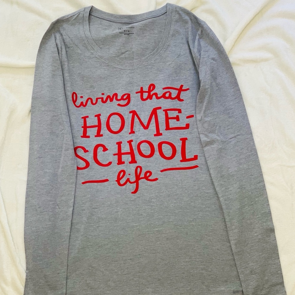 Gray long sleeve print tee